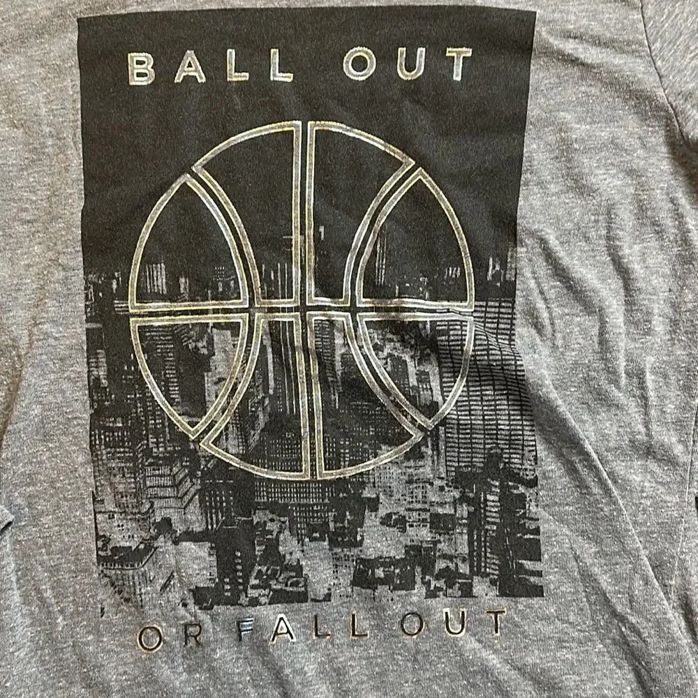 Old Navy Long Sleeve size 8 medium Gray Basketball Shirt School